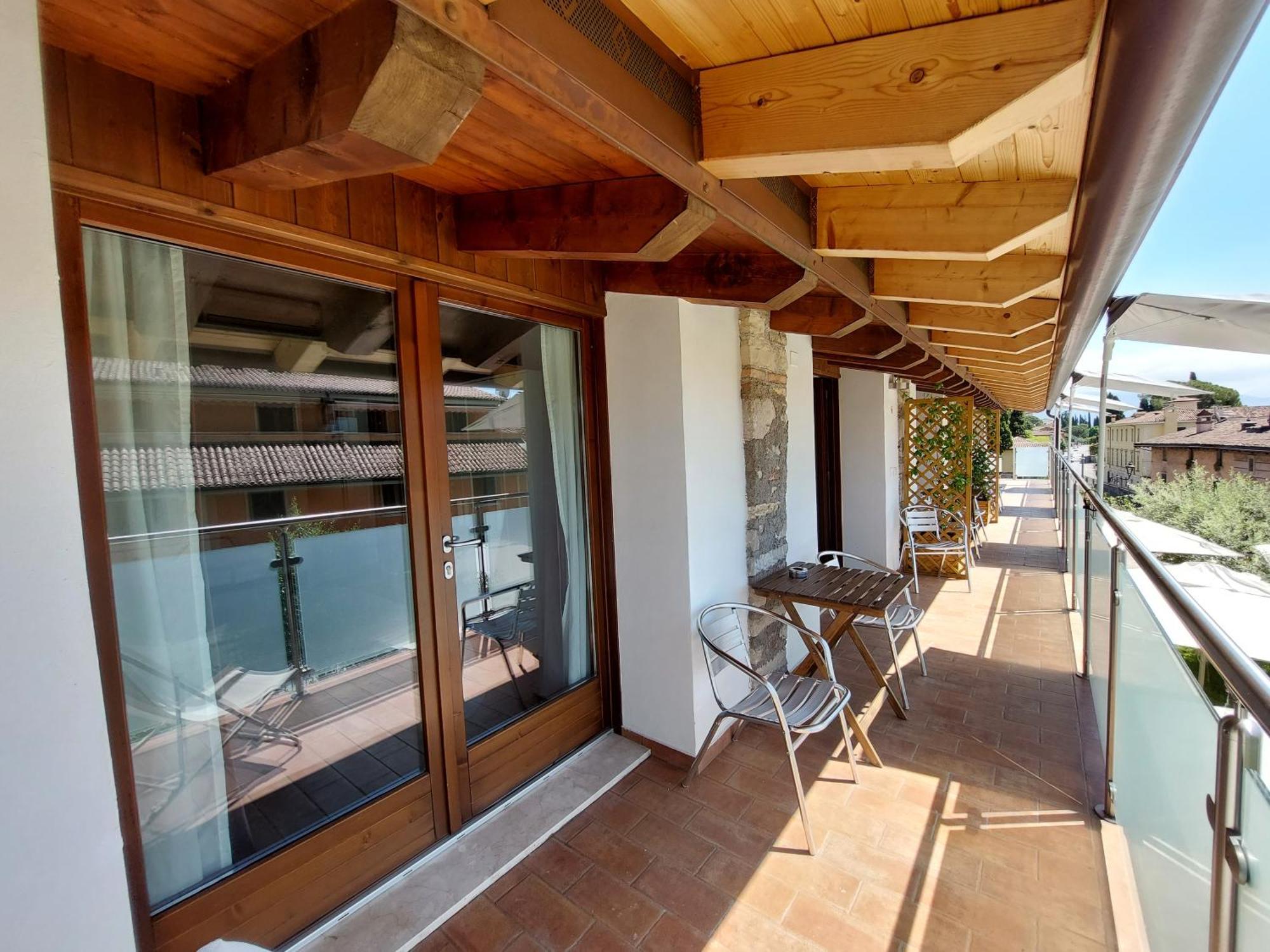 Pizzocolo Resort Fasano Gardone Riviera Exterior photo