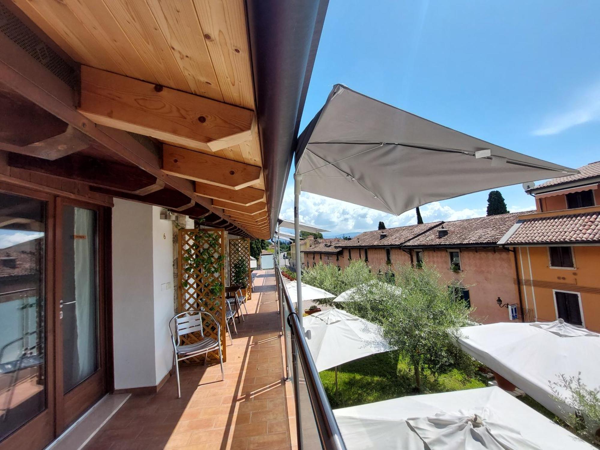Pizzocolo Resort Fasano Gardone Riviera Exterior photo