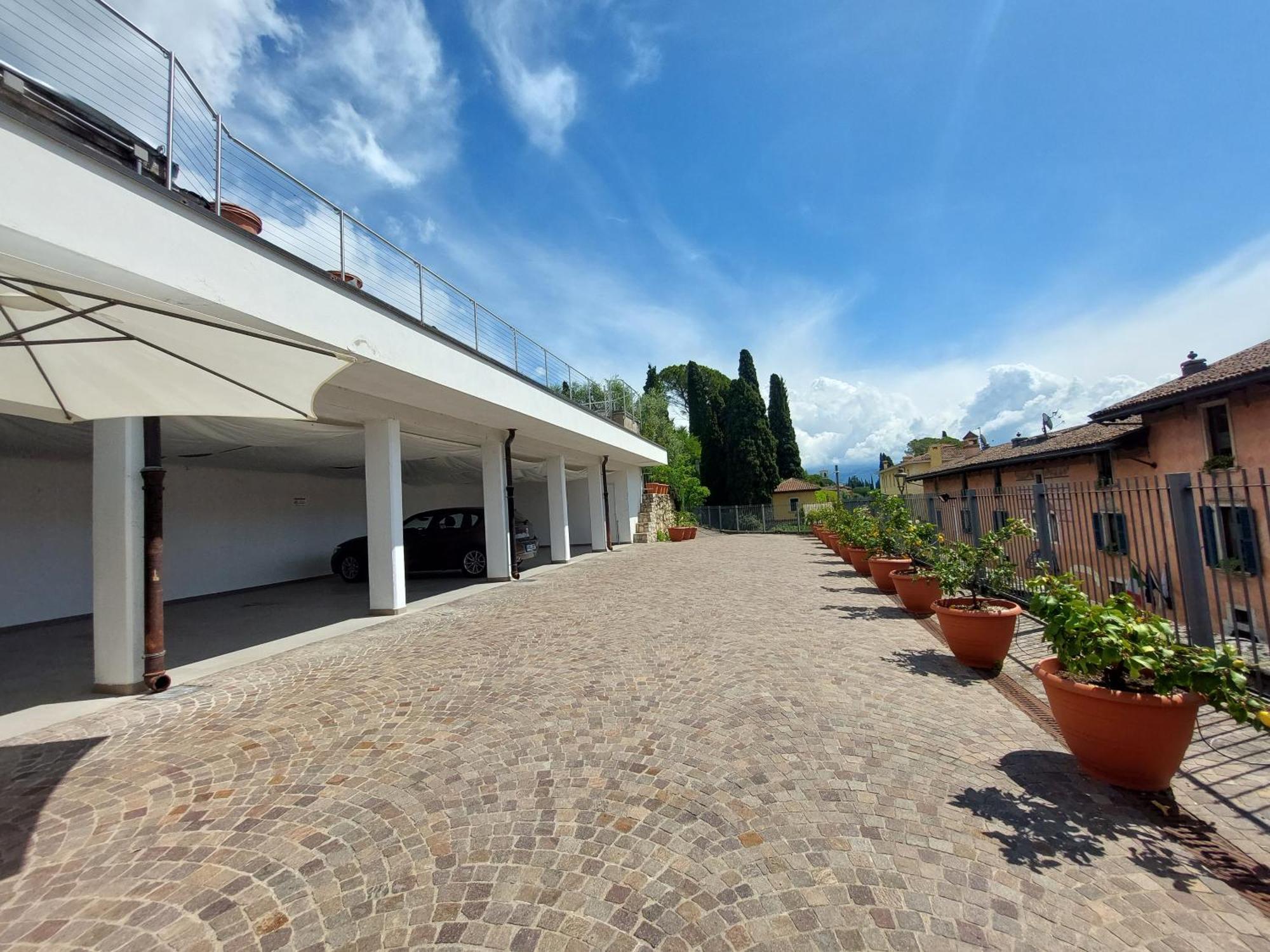 Pizzocolo Resort Fasano Gardone Riviera Exterior photo