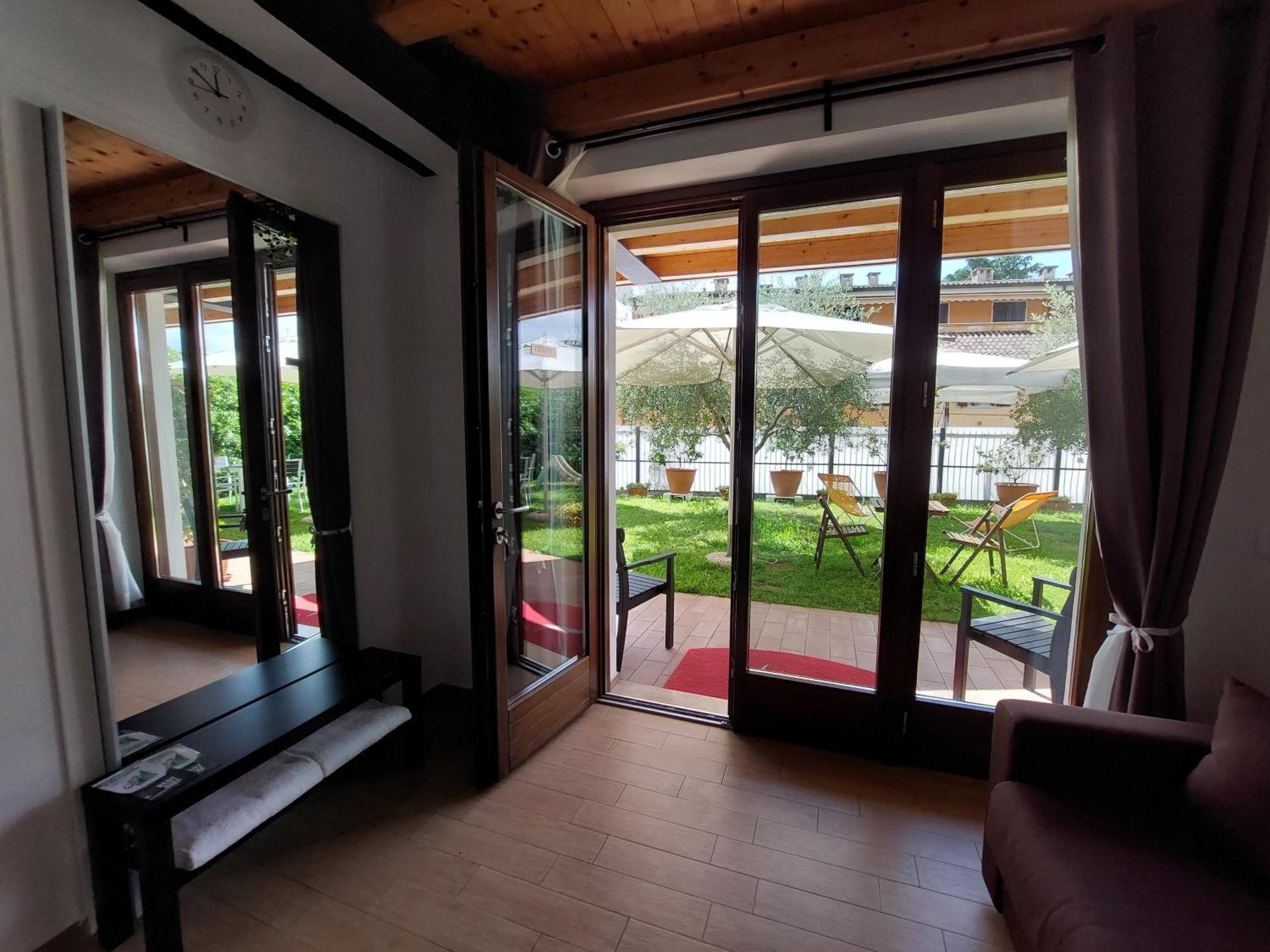 Pizzocolo Resort Fasano Gardone Riviera Exterior photo